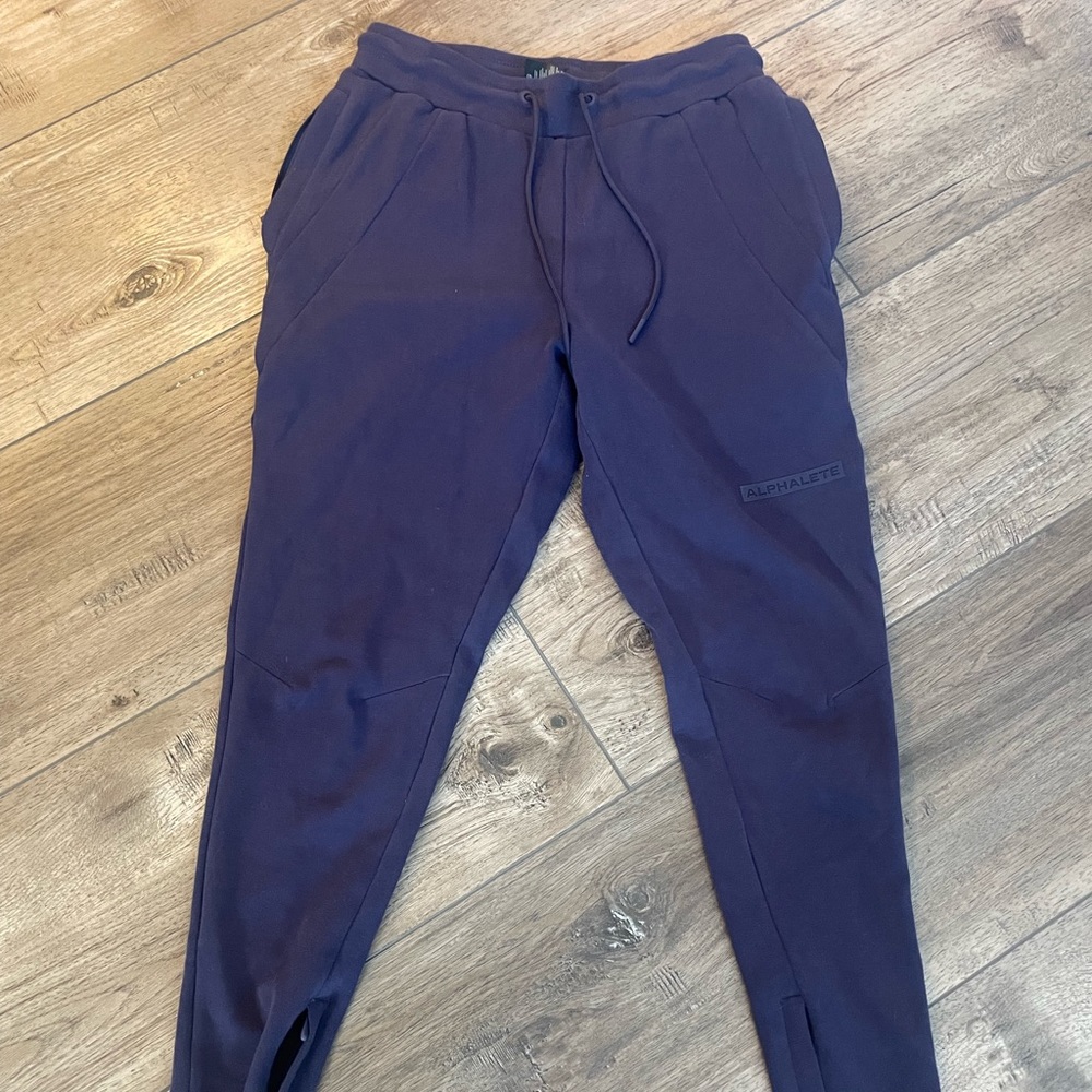 Alphalete Joggers